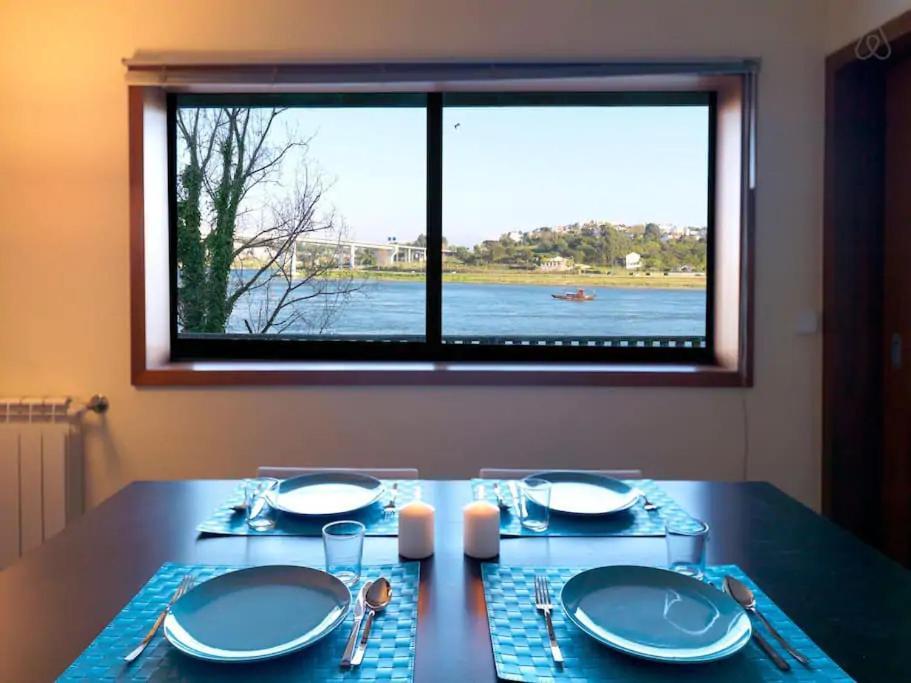 Riverfront Haven Family'S Choice With Free Garage Porto Exteriér fotografie